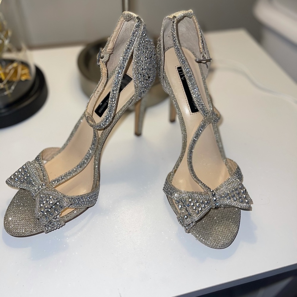 Inc heels